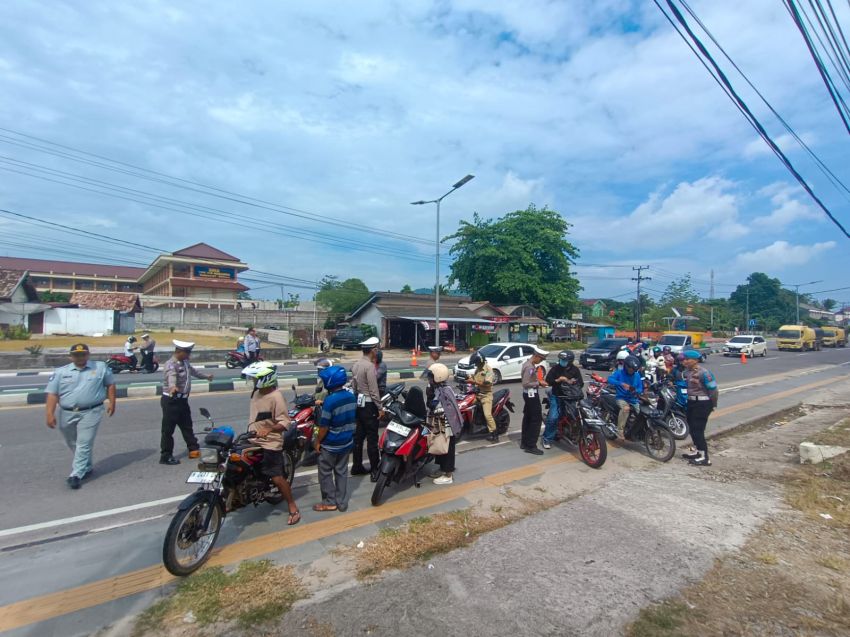 Polres Bangka Gelar Razia di Jalan, 30 Pengendara Ditilang dan 10 Teguran