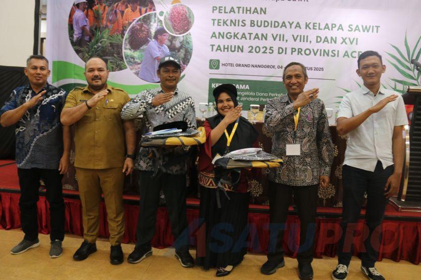 Di Ruangan dan Kebun, Metode Penguatan SDM Petani Sawit yang Dikembangkan IPB Training, BPDP, dan Ditjenbun