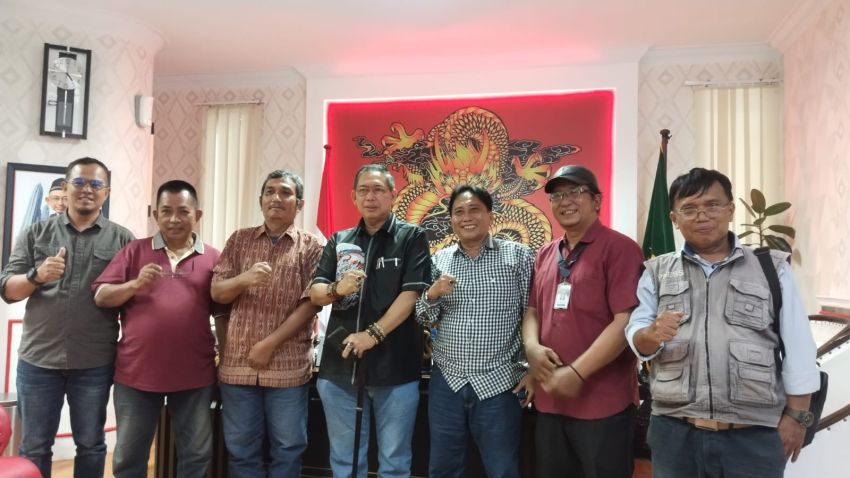 Foto Audiensi Jajaran Pengurus Asatupro.com Bersama Ketua DPRD Medan, Drs Wong Chung Sen Tarigan, M.Pd.B