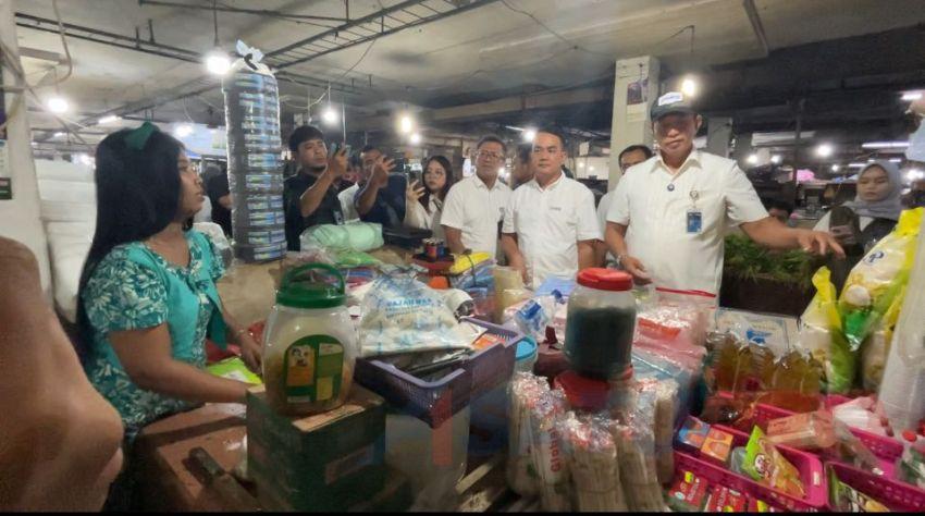 Sidak Pasar Petisah, Dirut BULOG Pastikan Beras SPHP Tersalur