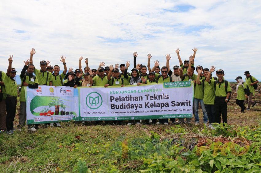 Laksanakan Program SDM-PKS BPDP, BPI Ajak Petani ke PT Mutiara Agam yang Produksinya 40 ton/Ha/Tahun