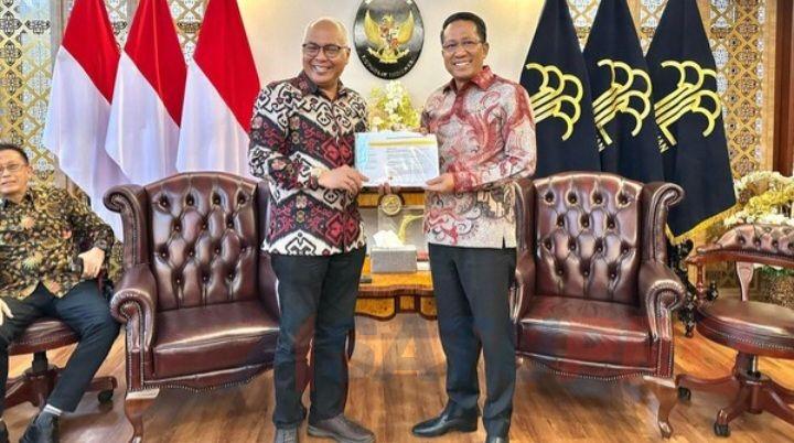 PWI Resmi Kembali Terdaftar di Kemenkum, Ini Susunan Pengurusnya