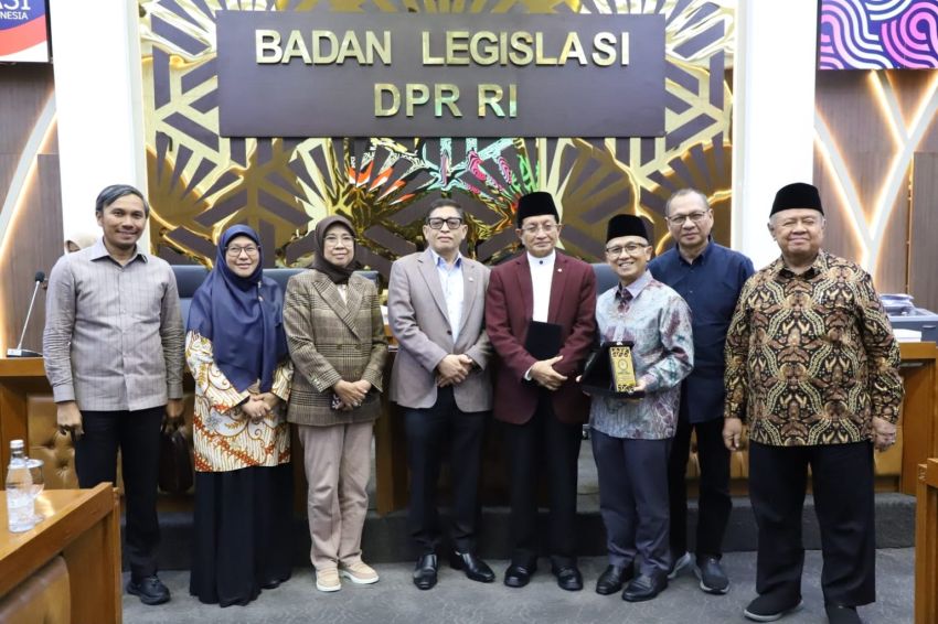 Menag Tekankan Keadilan pada Revisi UU Guru dan Dosen Tenaga Pendidik Kemenag