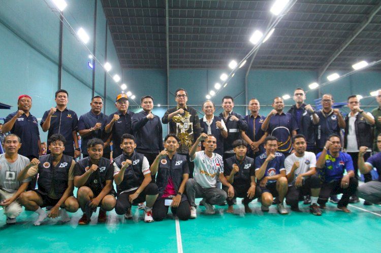 Rico Waas Resmi Buka Turnamen Badminton NasDem Cup 2025 di Medan
