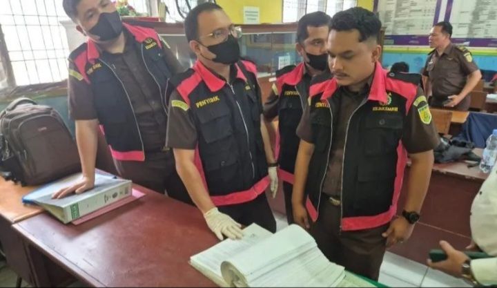 Kejaksaan Geledah Kantor Kemenag Deli Serdang Terkait Dugaan Korupsi Dana BOS