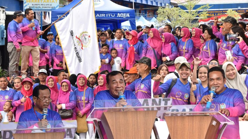 Puncak Hari Pahlawan: LLDikti Sumut &ndash; FKBNI Gelar Jalan Santai Humanis, Gaungkan Bela Negara dan Bersih Narkoba