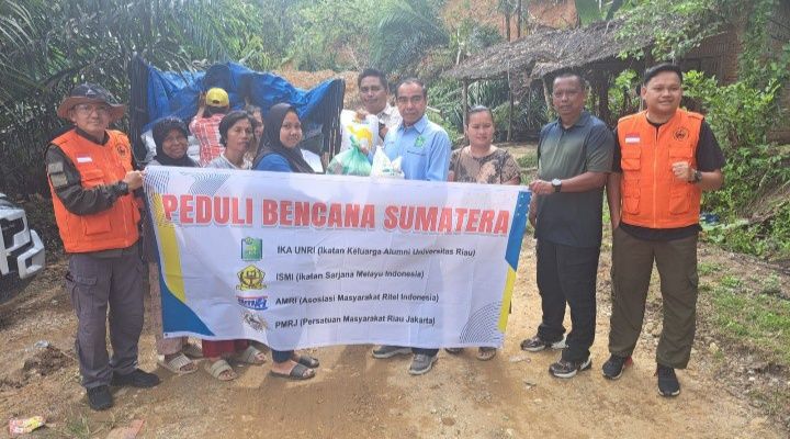 Kolaborasi IKA UNRI, AMRI, PMRJ dan PB ISMI Bantu Korban Banjir di Tanjung Pura, Pangkalan Berandan, dan Besitang