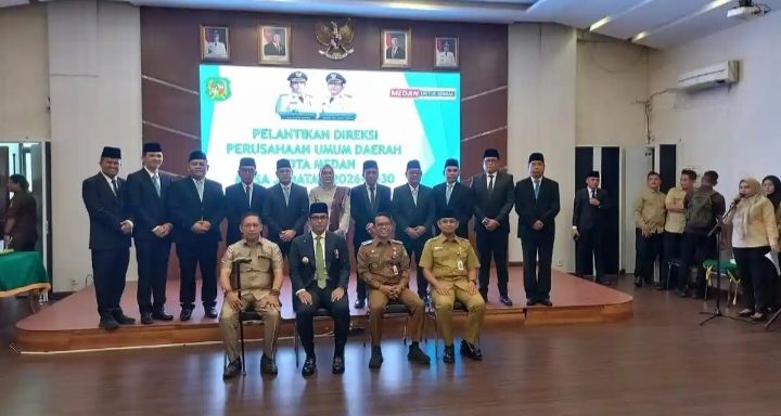 Wali Kota Rico Waas Lantik 12 Direksi PUD Medan, Diminta Paparkan Strategi Pengembangan Minggu Ini
