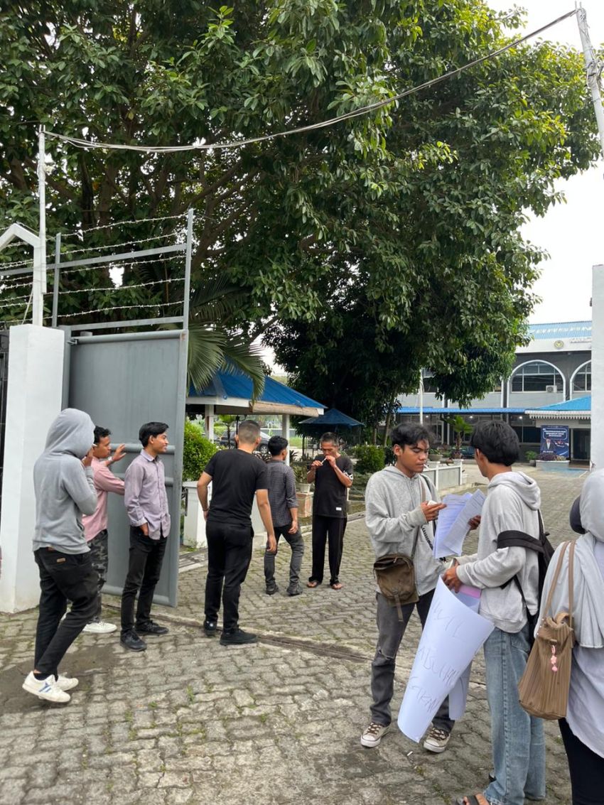 AKAMSU Gelar Aksi, Desak Menteri Imipas Copot Kakanwil Ditjenpas Sumut dan Karutan Labuan Deli