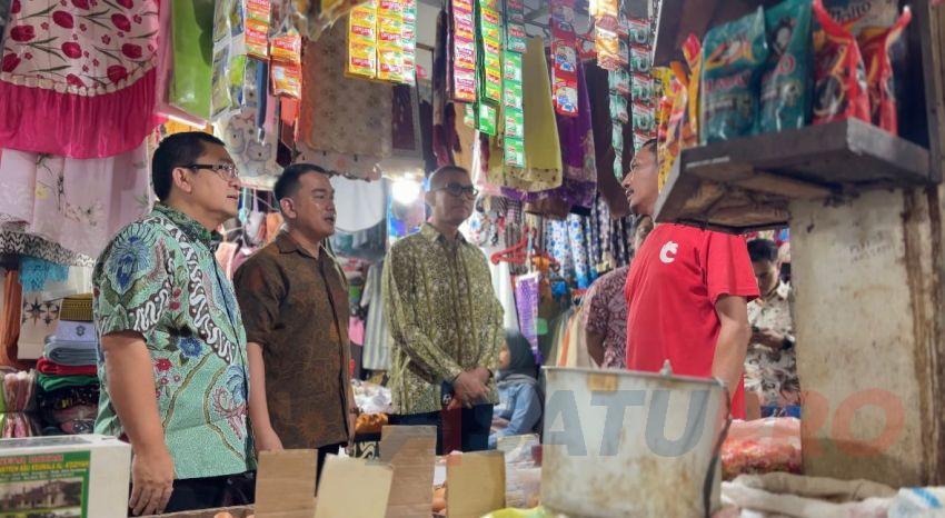 Ke Pasar Sei Sikambing, Dewan Pengawas BULOG Sampaikan Pesan Penting