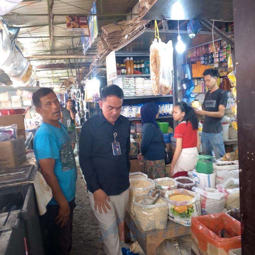 Mendadak Jajaran BULOG Sumut Inspeksi Sejumlah Pasar Tradisional di Medan