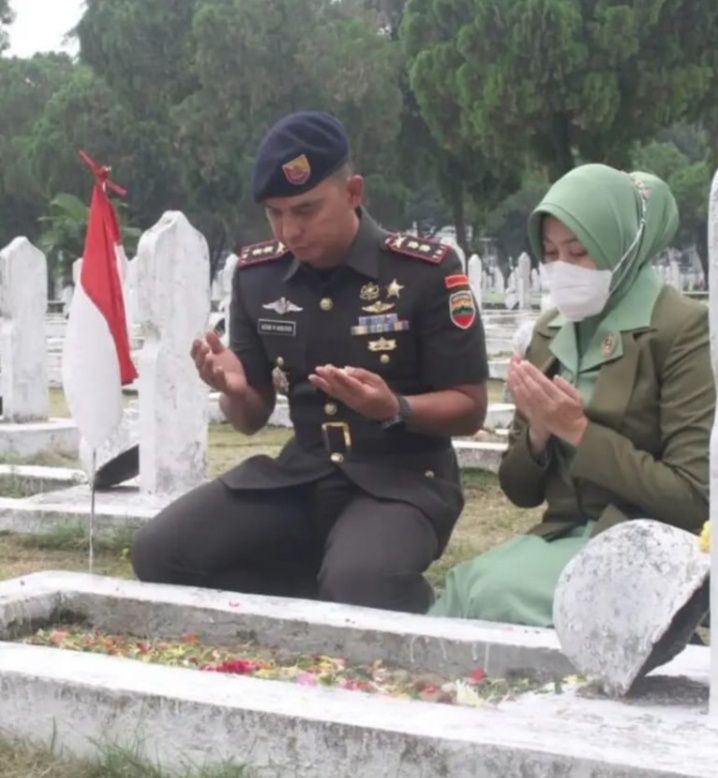Danyon Kaveleri 6/ Naga Karimata Ajak Prajurit Kaveleri Ziarah ke Taman Makam Pahlawan Medan Dalam Rangka HUT KAVAD ke 76 Tahun