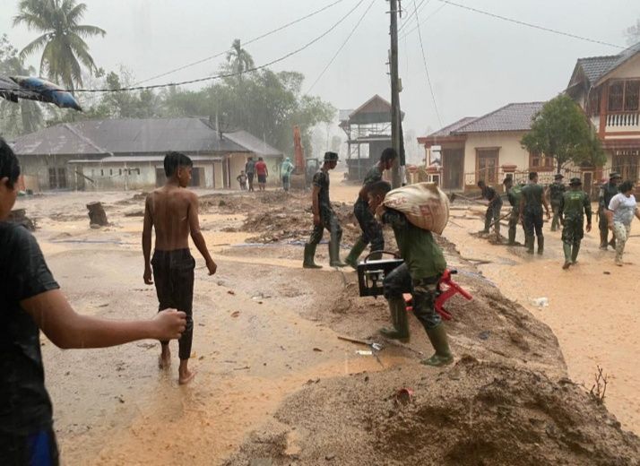 Curah Hujan Tinggi Sebabkan Kerusakan Jembatan Perintis Garuda di Kelurahan Tukka