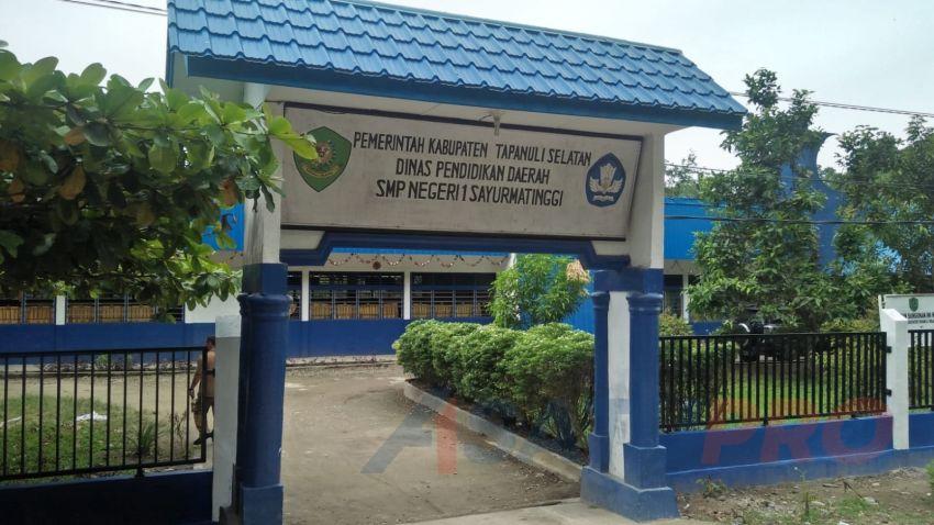 Jam Mengajar Diduga Dibanderol Rp5 Juta di SMPN 1 Sayur Matinggi, Guru Bersertifikasi Tak Kebagian Jam