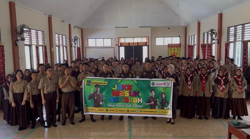 Lawan Cyber Bullying, Kejari Poso Bekali Siswa SMAN 3 Poso Pemahaman Hukum Digital