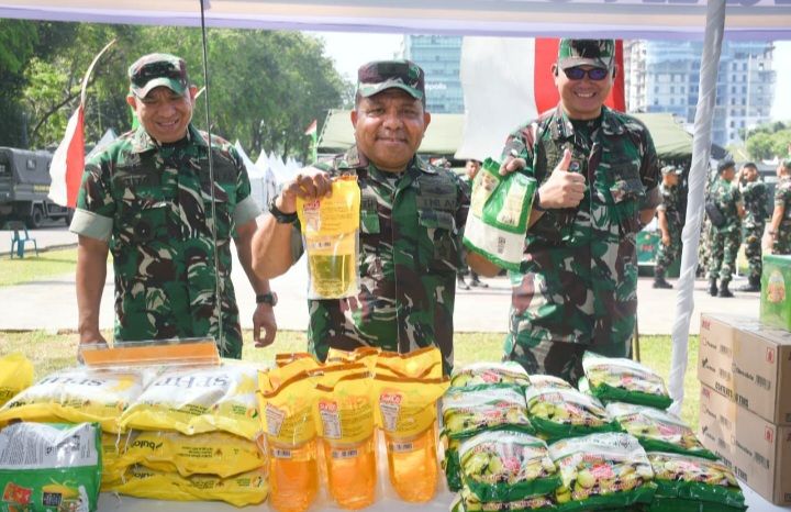 Irdam I/BB Hadiri Pembukaan Bazar Ramadan TNI Terpusat Menyambut Idul Fitri 1447 H Secara Vidcon di Lapangan Benteng Medan