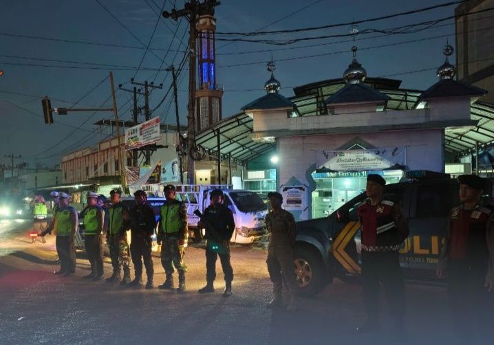 Patroli Subuh Ramadhan, Brimob Polda Sumut dan Polres Tebing Tinggi Pastikan Kota Tetap Aman dan Kondusif