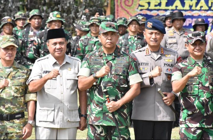 Danrem 031/WB Brigjen TNI Dr.Agustatius Sitepu, S.Sos.,M.Si.,M.Han Hadiri Penutupan TMMD ke-127 di Kuansing