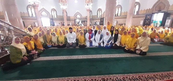 Ribuan Jamaah Al Hidayah Medan Padatkan Masjid Raya Al Mashun, Peringati Nuzulul Quran dan Shalat Tasbih