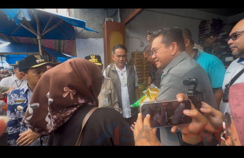 Di Pasar Gambir Tebingtinggi, Pimwil BULOG Sumut Dampingi Mendag dan Wagub