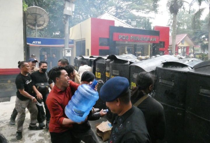 Polda Sumut Gelar Simulasi Sispam Mako, Tekankan Kesiapsiagaan dan Respons Terukur