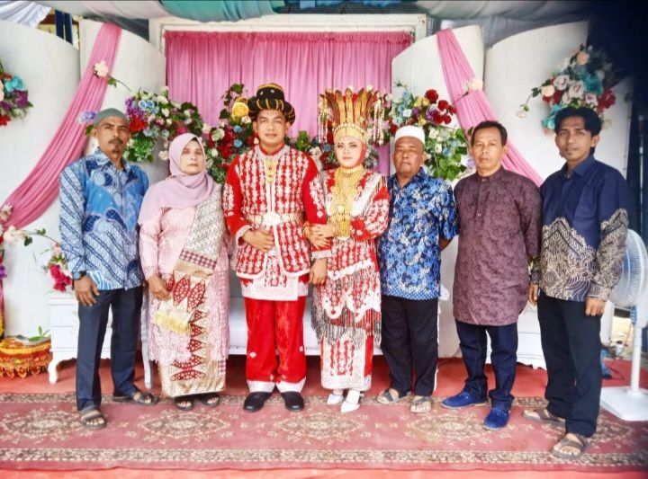 Keluarga Besar J. Simbolon Apresiasi Kinerja Polsekta Parapat Memberikan Perlindungan Hukum Kepada Masyarakat