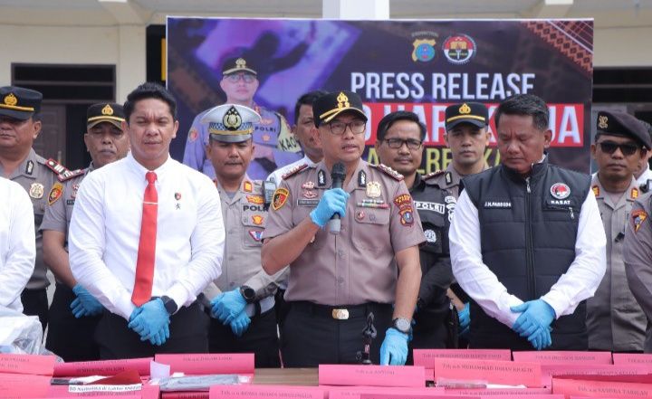 Polres Karo Tuntaskan Puluhan Kasus dalam 100 Hari, Kapolres : &ldquo;Kami Tidak Bisa Bekerja Sendiri&rdquo;