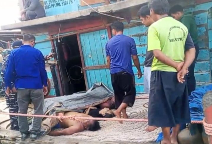 Kapal Pukat Teri KM Sumber Indah III Terbakar, 3 Nelayan Meninggal, 5 Masih Hilang