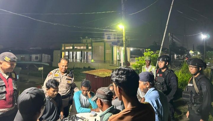 Polisi Razia Kawasan Aksi Premanisme dan Tawuran di Belawan