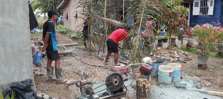 Program Unggulan KASAD Menyentuh Warga Desa Pasar Rawa Gebang