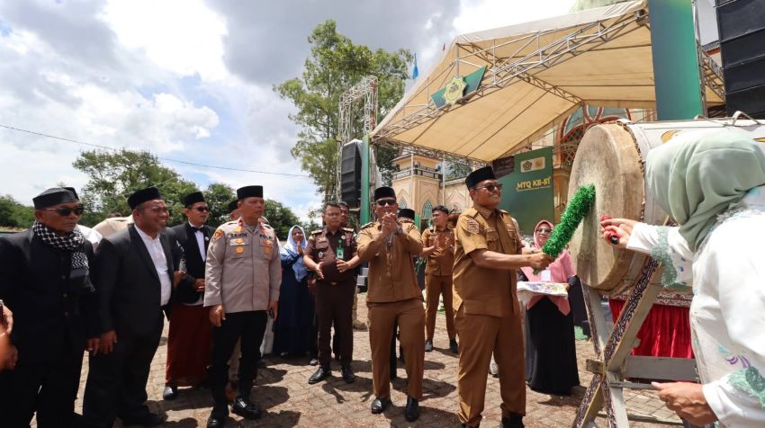Buka MTQ ke-51, Vickner Sinaga Berharap mewujudkan generasi Qur&rsquo;ani untuk Dairi yang beriman dan Berakhlak Mulia