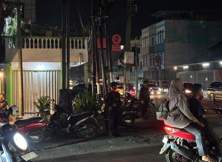 Di Tengah Blackout Sumatera, Brimob Sumut Tetap Siaga Jaga Kota Medan
