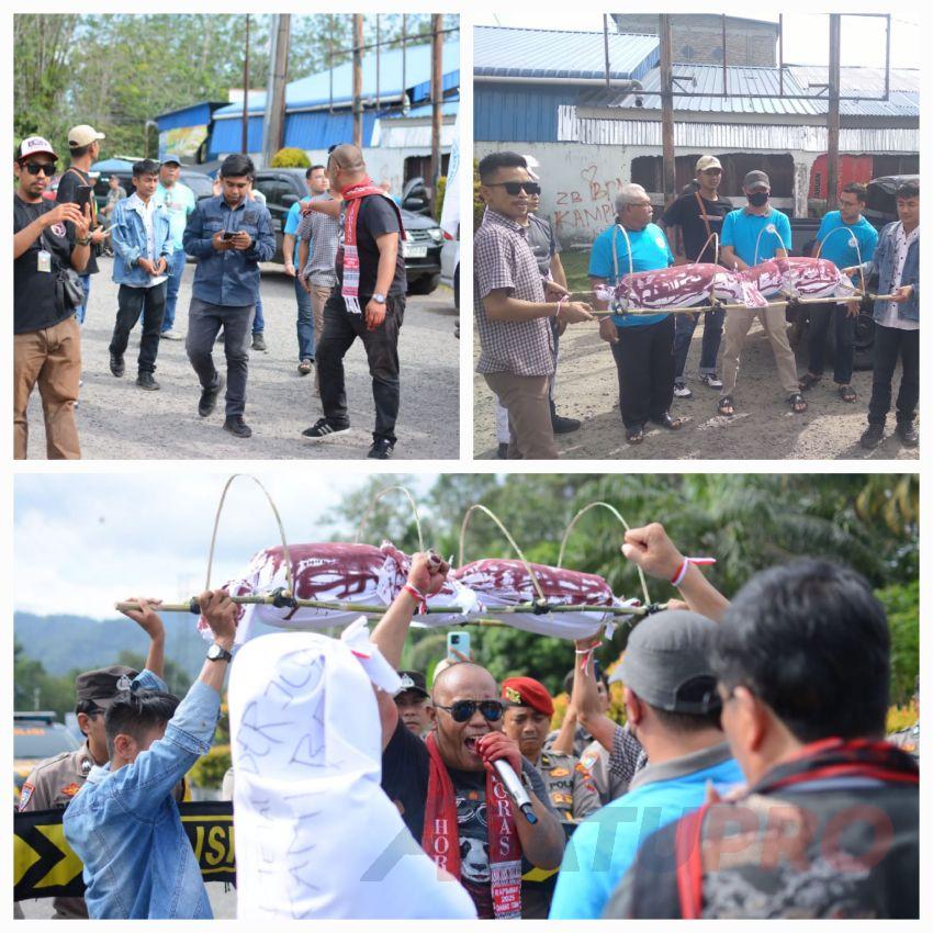 Bawa Keranda Mayat dan Boneka Jenazah, Parsadaan Siregar Siagian Ultimatum PT. Agintcourt Resources (PT. AR)