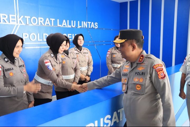 Kapolda Aceh Kunjungi Ditlantas, Tekankan Peningkatan Pelayanan kepada Masyarakat