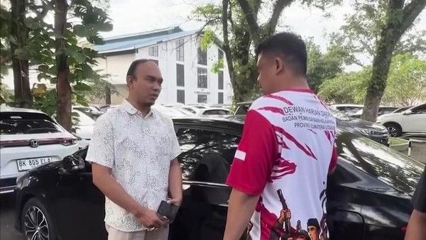 Gubsu Bobby Tegur Pejabat Pemkot Siantar Yang Pakai Mobil Dinas di Hari Libur