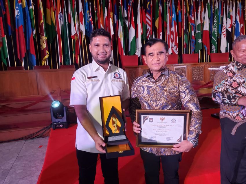 Wali Kota Medan Raih LPM Award 2026, Dinilai Komitmen Dukung Pemberdayaan Masyarakat