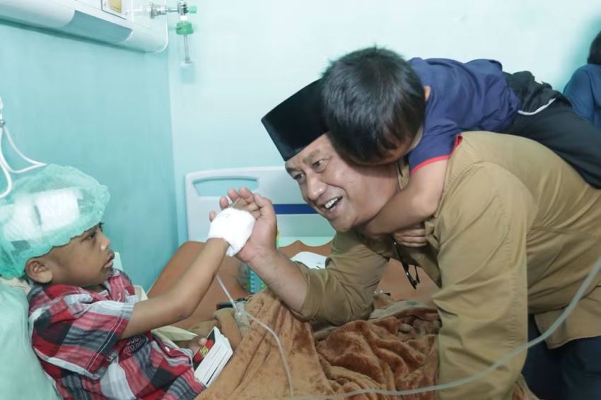 Wabup Dairi Kunjungi Anak Korban Kekerasan di RSUD Sidikalang, "Pemulihan Fisik dan Mental Harus Tuntas"