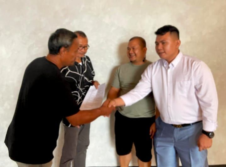 LAPORAN DI POLDA SUMUT RESMI DICABUT: Sifaoita Bu&rsquo;Ulolo dan Aulia Hardi, Sidik Suyatno & Isfan Fachruddin Sepakat Berdamai