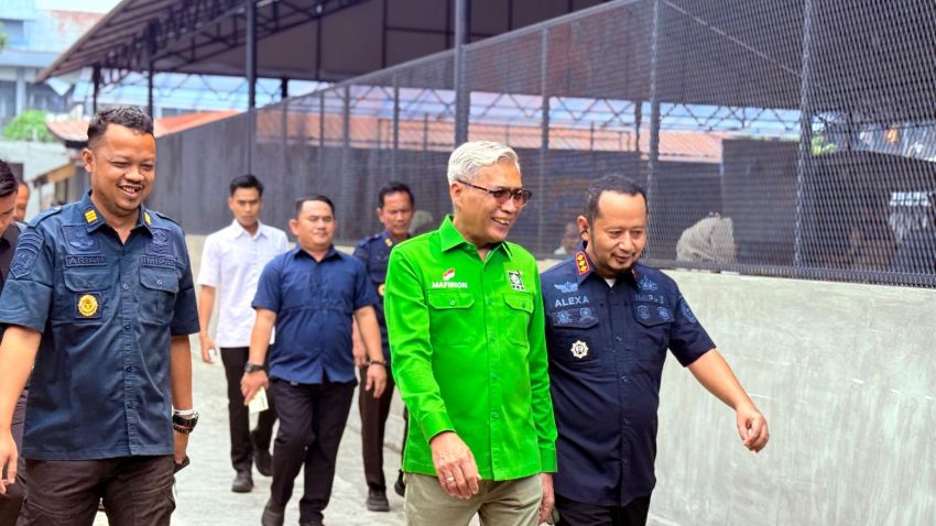 Anggota Komis XIII DPR RI Kunjungi Lapas Bangkinang, Tinjau Pembinaan dan Sarana Prasarana