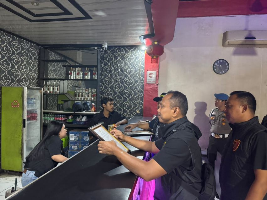 Polsek Kandis Bersama Satresnarkoba Polres Siak Gencarkan Razia, Tiga Tempat Hiburan Malam Jadi Sasaran
