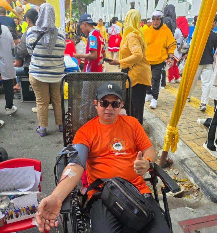 Wujud Kepedulian Sosial, Golkar Sumut Bagikan 2.500 Paket Sembako dan Gelar Donor Darah